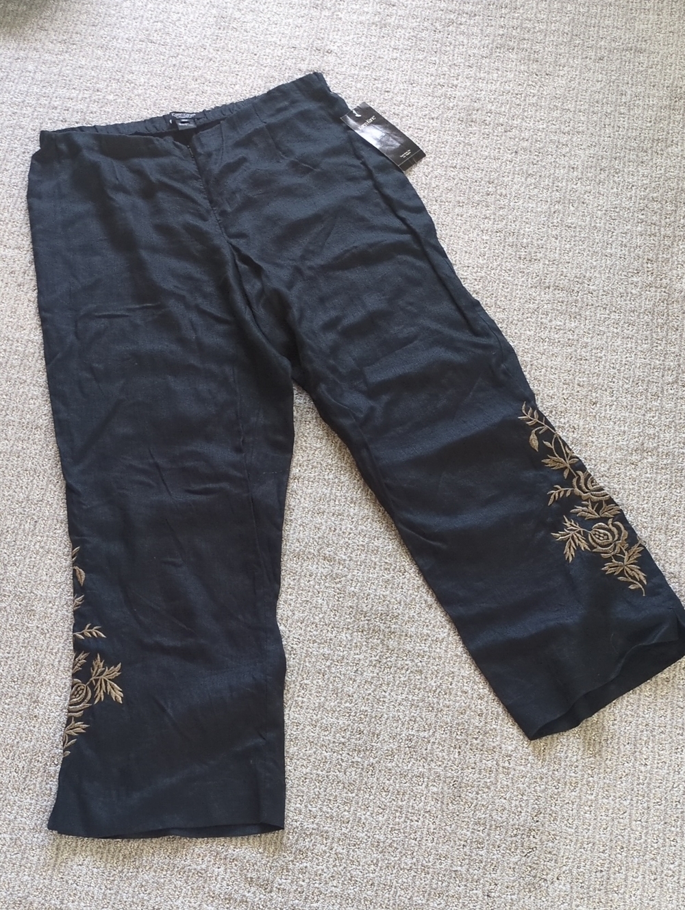 NWT! STUNNING Karen Kane Black Linen Pants w/Embroidered Detail, Size 16w